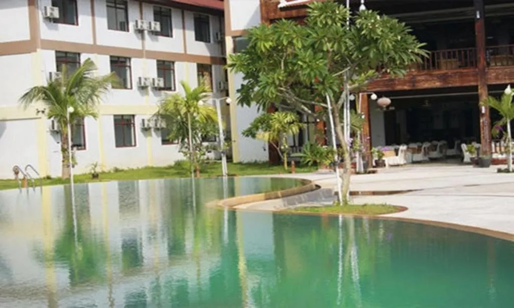 ****  Xishuangbanna Hotel Laos Luang Prabang Laos